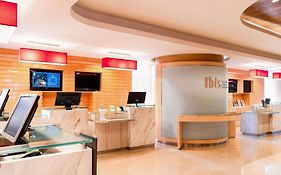 Ibis Hong Kong Central & Sheung Wan